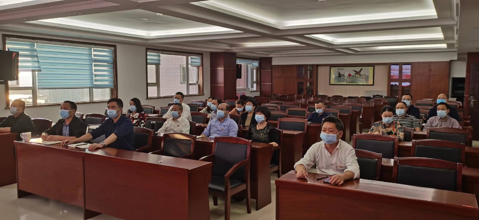 MK体育建设集团组织收看省地质院学习贯彻党的二十大精神省委宣讲团报告会